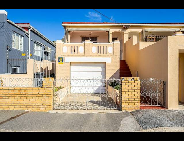 2 BEDROOM PROPERTY TO RENT IN UNIVERSITY ESTATE